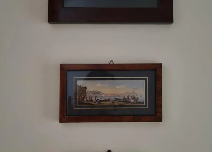 La Casa Di Lucia * Neapol